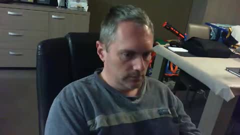 zultem online show from November 6, 2025, 4:46 am