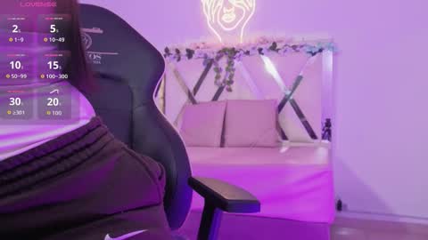 ZURY   online show from March 20, 2026, 11:37 am