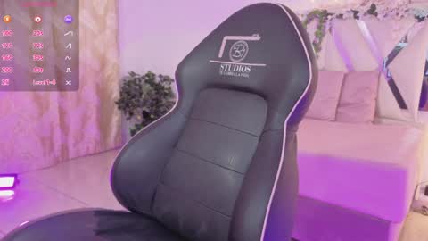 ZURY   online show from April 10, 2026, 11:37 am