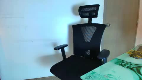 Zuzana21 online show from December 3, 2025, 1:20 pm