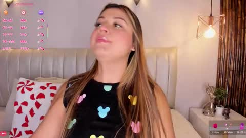 Zara online show from December 15, 2025, 6:56 pm