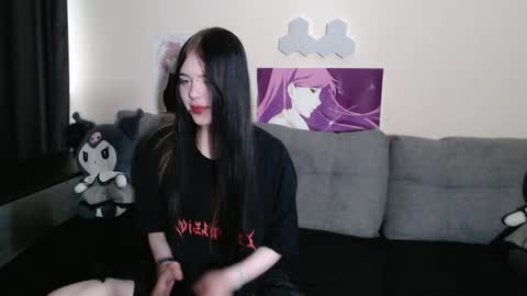 Ashley online show from April 13, 2026, 12:43 pm