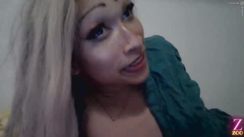 Snapshot of zya_zoo chatting on December 18, 2024, 2:53 am ZYA online show from December 18, 2024, 2:53 am