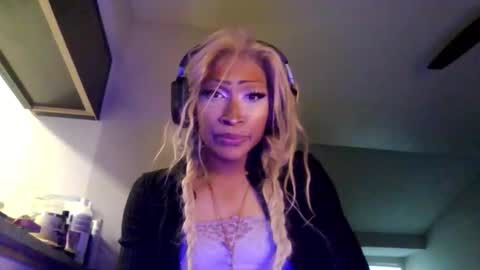 Snapshot of zya_zoo chatting on February 24, 2026, 11:14 pm ZYA online show from February 24, 2026, 11:14 pm