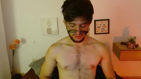 Snapshot of zyon_benet1 chatting on September 12, 2025, 1:33 pm Zyon online show from September 12, 2025, 1:33 pm