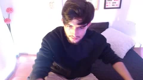 Snapshot of zyon_benet1 chatting on September 28, 2025, 1:27 pm Zyon online show from September 28, 2025, 1:27 pm