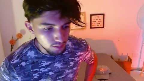 Snapshot of zyon_benet1 chatting on October 12, 2025, 2:38 pm Zyon online show from October 12, 2025, 2:38 pm