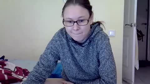 Snapshot of zyuhre chatting on October 5, 2025, 12:03 pm Zyuhre online show from October 5, 2025, 12:03 pm