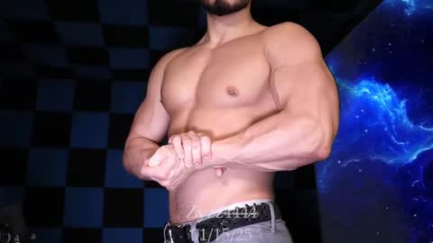 Snapshot of zyzz4444 chatting on January 15, 2025, 11:08 pm Greek God online show from January 15, 2025, 11:08 pm