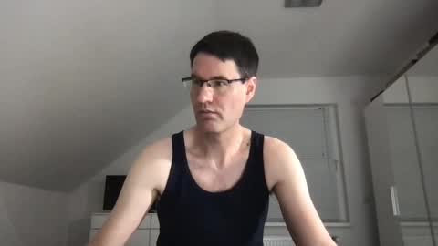 Snapshot of zzz123_cam chatting on December 29, 2024, 4:08 pm zzz123_cam online show from December 29, 2024, 4:08 pm