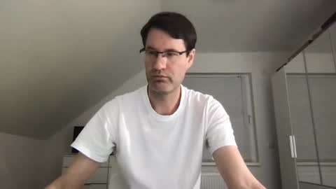 Snapshot of zzz123_cam chatting on February 23, 2025, 3:51 pm zzz123_cam online show from February 23, 2025, 3:51 pm