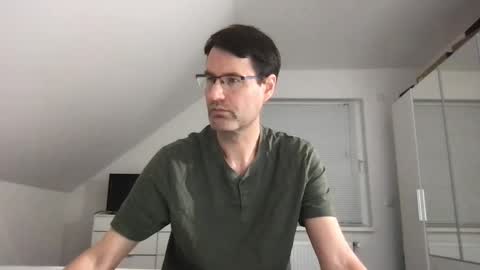 Snapshot of zzz123_cam chatting on September 14, 2025, 2:38 pm zzz123_cam online show from September 14, 2025, 2:38 pm