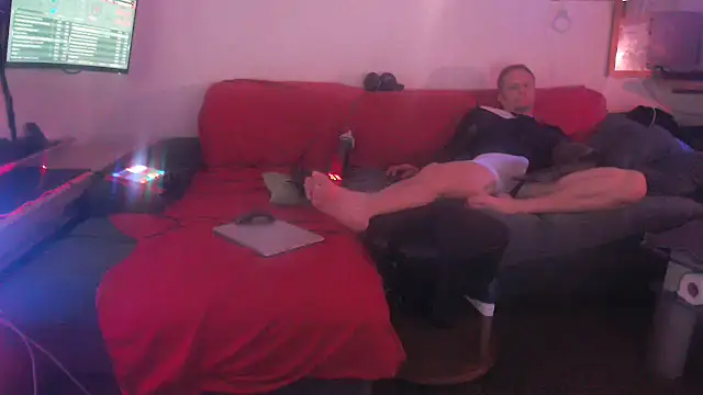 davidgntxxxxx online show from April 9, 2026, 5:51 pm