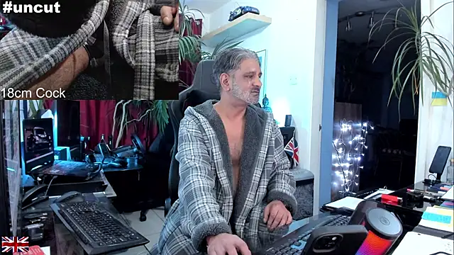 OnlineBossUK online show from September 15, 2025, 8:53 pm