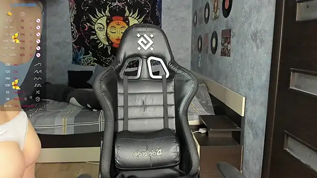 Horny Nikki  online show from February 8, 2025, 3:08 am