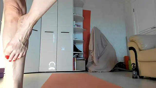 Snapshot of angelmommu chatting on March 23, 2025, 4:27 am angelmommu online show from March 23, 2025, 4:27 am