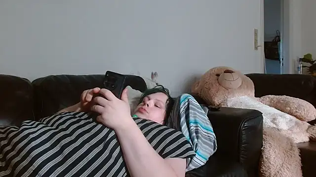 Snapshot of StarZ15 chatting on February 16, 2025, 10:54 am StarZ15 online show from February 16, 2025, 10:54 am