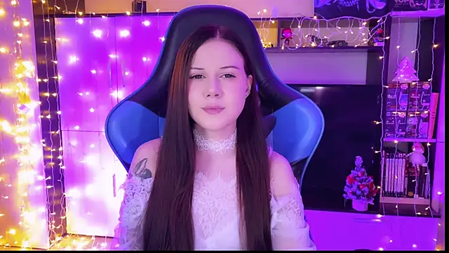 jasminevine online show from December 15, 2024, 5:56 am