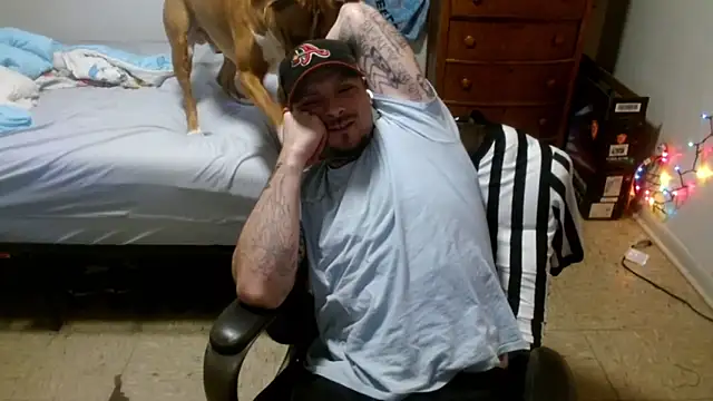DADDY KANE8--- online show from May 10, 2026, 6:13 pm
