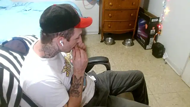 DADDY KANE8--- online show from May 14, 2026, 6:58 pm