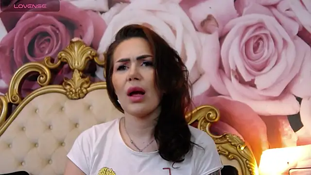 HessaHessy online show from February 25, 2026, 3:21 pm