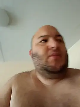 genderfluidco2 online show from March 29, 2026, 8:03 am