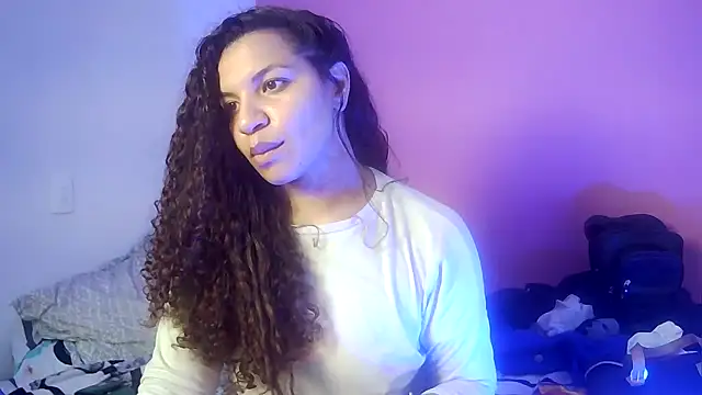 Snapshot of gatubelahot chatting on February 28, 2026, 6:42 pm gatubelahot online show from February 28, 2026, 6:42 pm