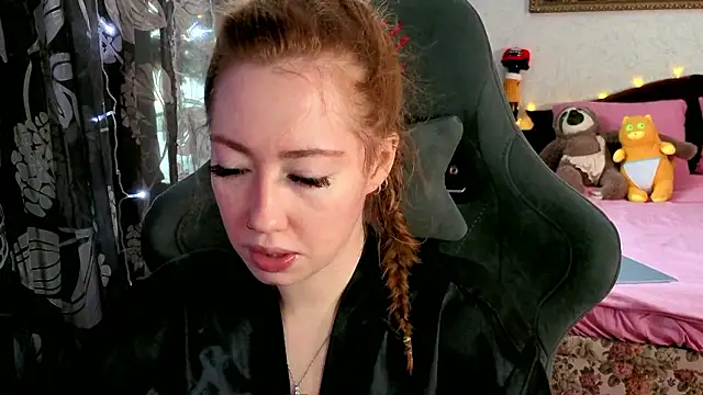 TinaBrook online show from February 27, 2026, 4:45 am