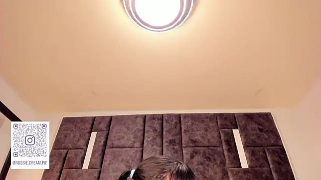 Petit-Rosse online show from March 5, 2025, 11:38 pm