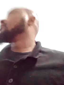 Snapshot of douksm chatting on December 21, 2024, 8:28 am douksm online show from December 21, 2024, 8:28 am