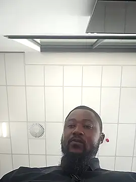 Snapshot of douksm chatting on January 16, 2025, 11:58 am douksm online show from January 16, 2025, 11:58 am