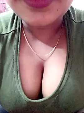 Snapshot of Lakhsmii chatting on January 28, 2025, 1:50 am Lakhsmii online show from January 28, 2025, 1:50 am