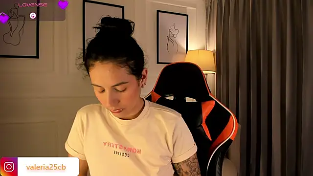 valeriia25  online show from March 3, 2025, 10:52 pm