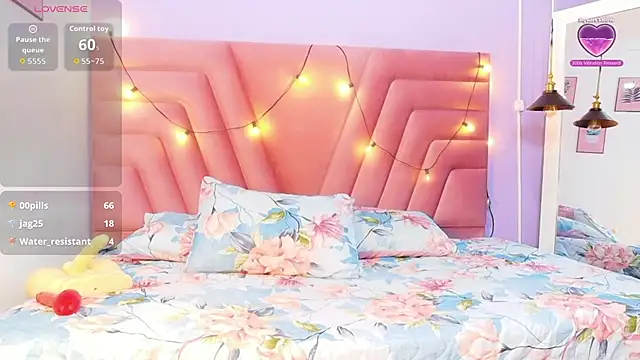 Snapshot of kinkylittlegirll chatting on February 26, 2026, 2:43 am kinkylittlegirll online show from February 26, 2026, 2:43 am