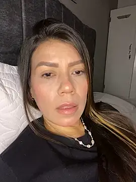 martina contreras online show from February 26, 2026, 9:08 am