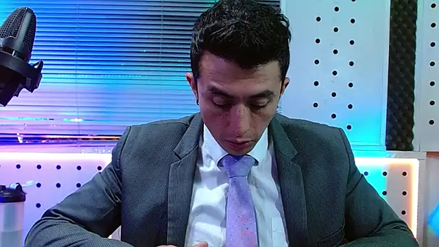 Darko0717 online show from April 8, 2026, 1:11 pm