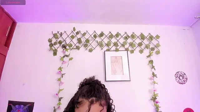 Snapshot of Cata_green chatting on November 28, 2025, 8:00 pm Cata green online show from November 28, 2025, 8:00 pm