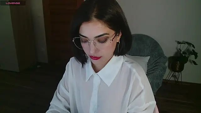 Snapshot of mollyopris96 chatting on October 20, 2025, 11:27 pm mollyopris96 online show from October 20, 2025, 11:27 pm