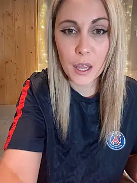 Leanymphoo online show from February 8, 2026, 4:54 pm