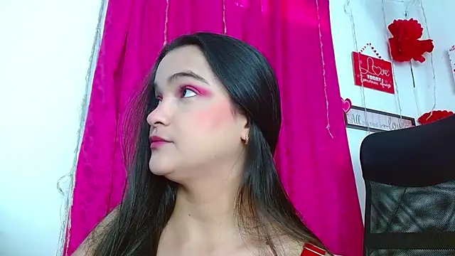 Snapshot of monica_little23 chatting on February 15, 2026, 12:36 pm monica little23 online show from February 15, 2026, 12:36 pm