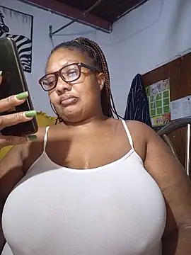 YELLOW BONE online show from May 14, 2026, 11:22 pm
