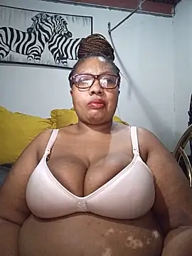 YELLOW BONE online show from May 23, 2026, 8:57 pm