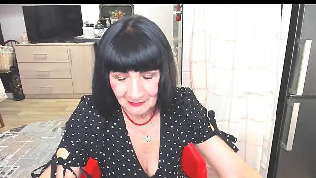 Tina Joness online show from February 19, 2025, 8:41 pm