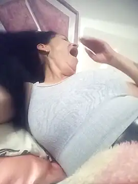  Scarlett Sweet online show from April 1, 2026, 5:52 am