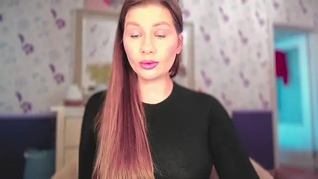 Snapshot of JuicyHelenX chatting on September 24, 2025, 11:02 am JuicyHelenX online show from September 24, 2025, 11:02 am