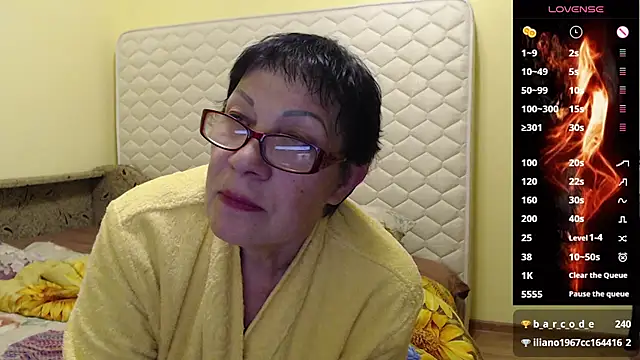 Snapshot of Sandra_Carina chatting on March 22, 2026, 10:57 pm Sandra Carina online show from March 22, 2026, 10:57 pm