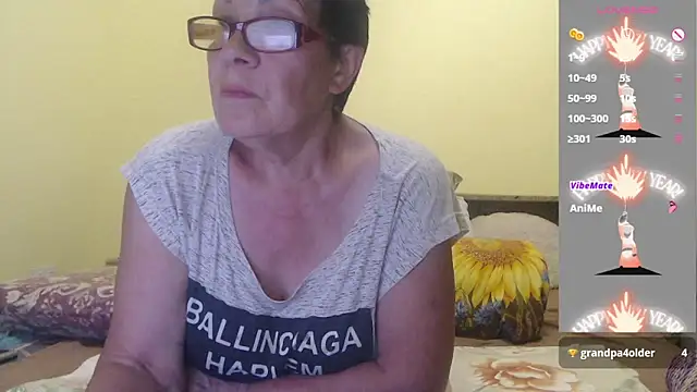 Snapshot of Sandra_Carina chatting on May 29, 2026, 8:51 pm Sandra Carina online show from May 29, 2026, 8:51 pm