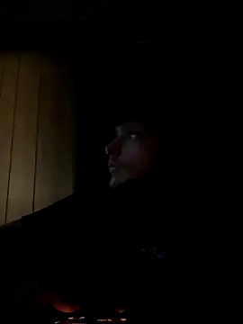 peytonrides71 online show from October 5, 2025, 1:04 am