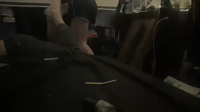 Fr4nk1eFFuxxx online show from October 4, 2025, 5:49 am