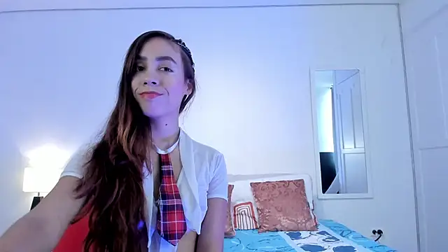 Snapshot of Estrella_Duran chatting on January 8, 2025, 7:45 pm Estrella Duran online show from January 8, 2025, 7:45 pm